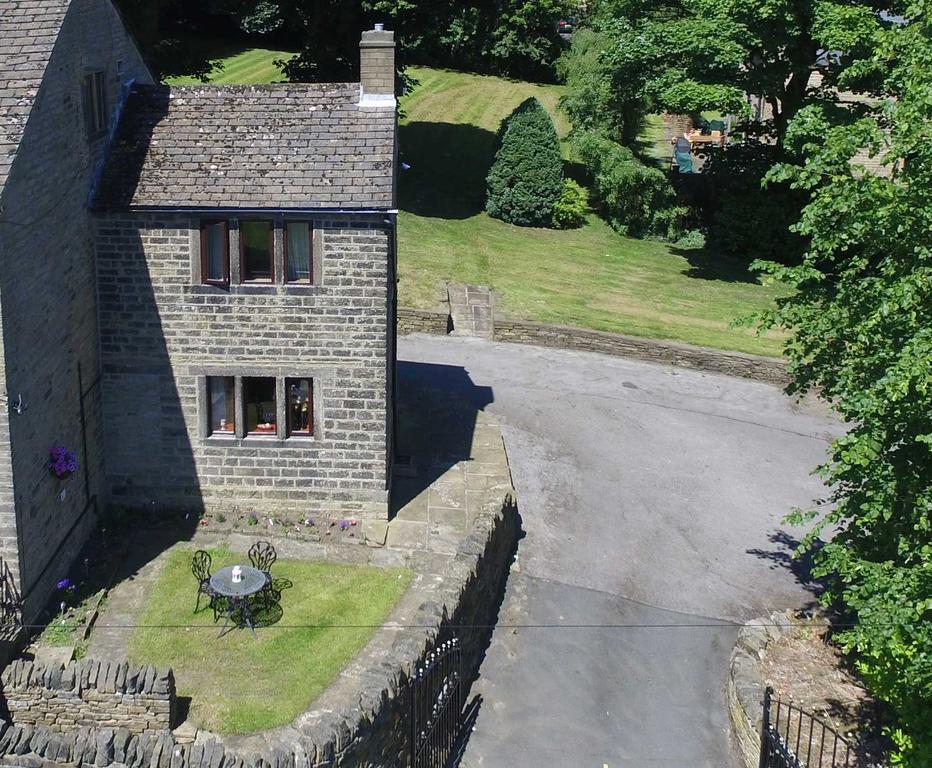 Pellcroft Cottage Holmfirth Exterior photo
